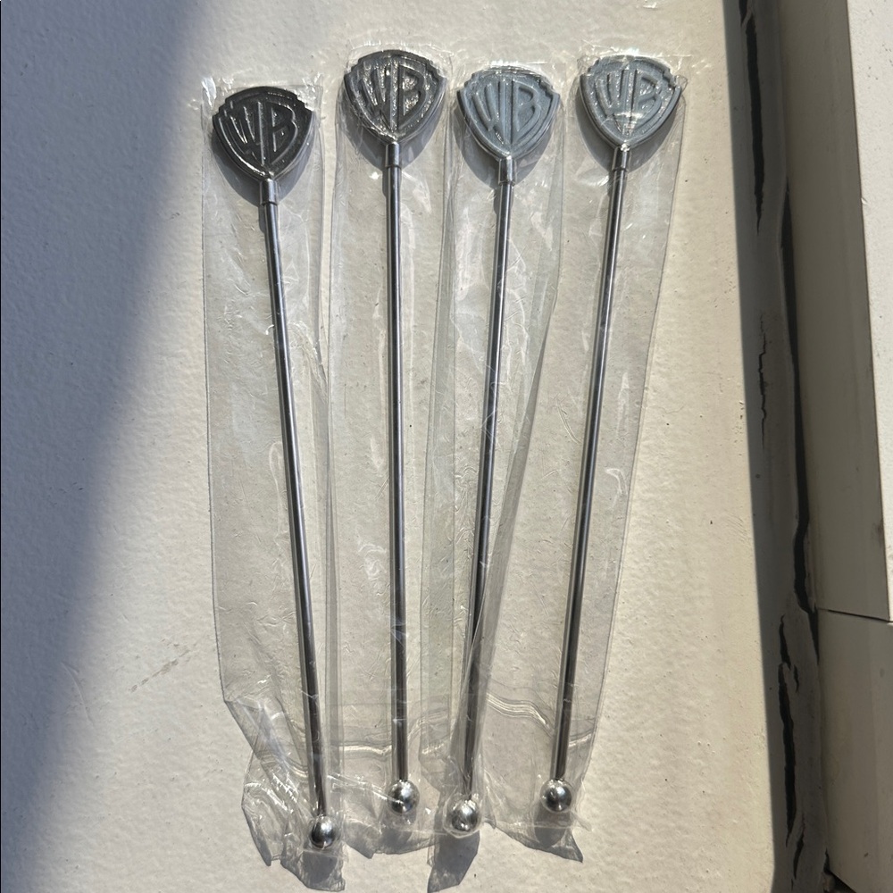 Set of 4 Warner Bros Metal Cocktail Stirrers